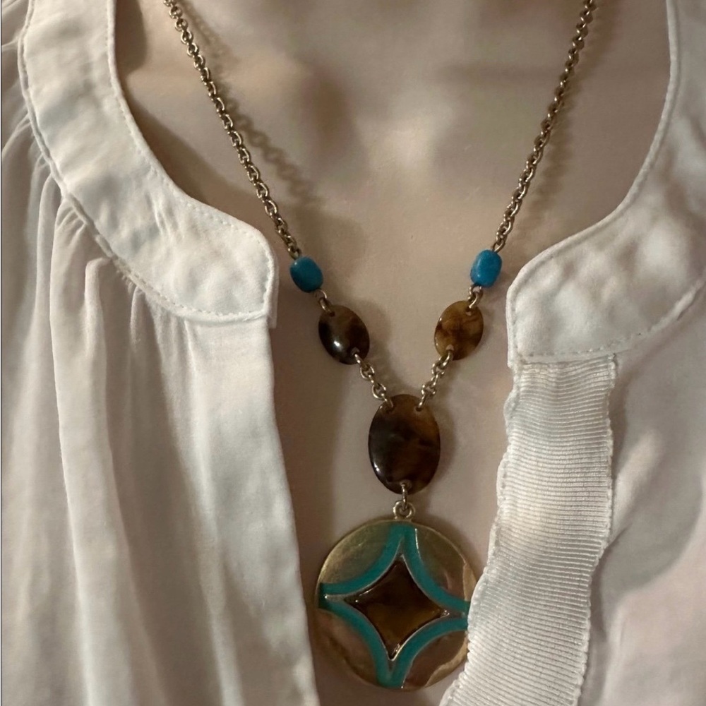 Liz & Co Boho Turquoise Colored Beaded Necklace 20” Gold Chain